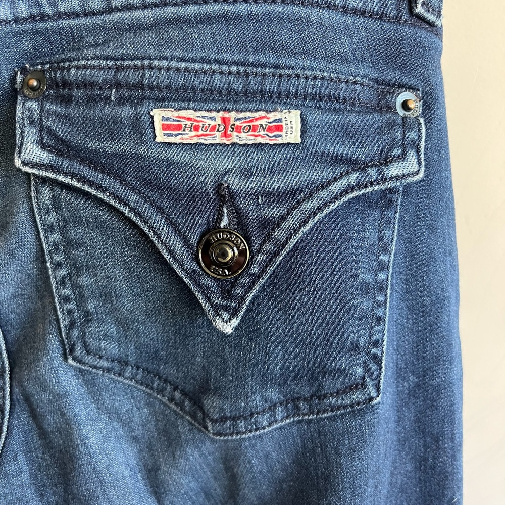 Hudson bell bottom frayed bottom.